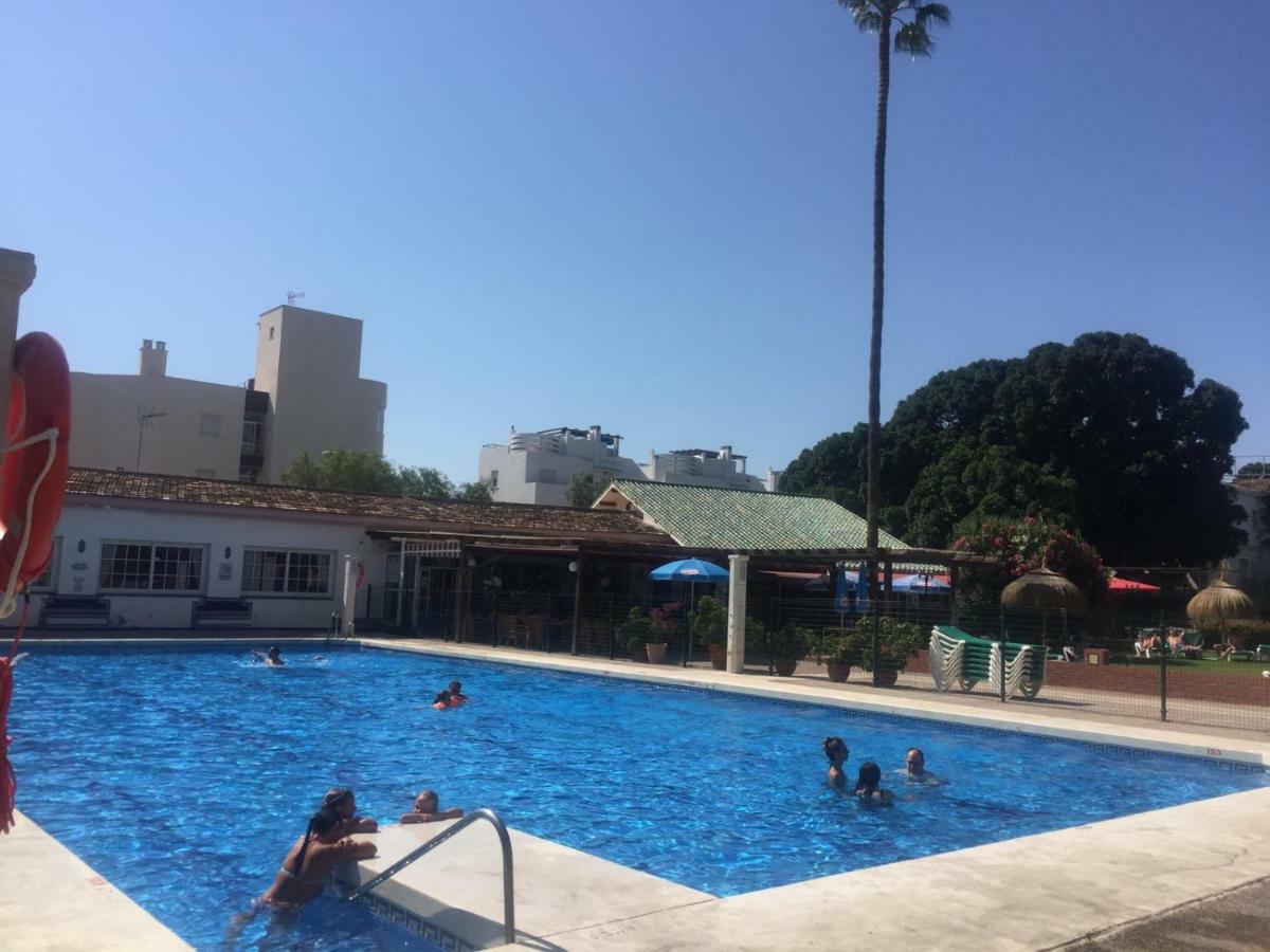 Carihuela Park Palace Torremolinos Extérieur photo